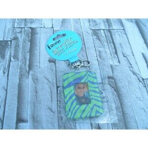 NEW VINTAGE RARE POLOROID IZONE ACRYLIC PHOTO KEYRING,KEYCHAIN (2" W X 2.6"L).